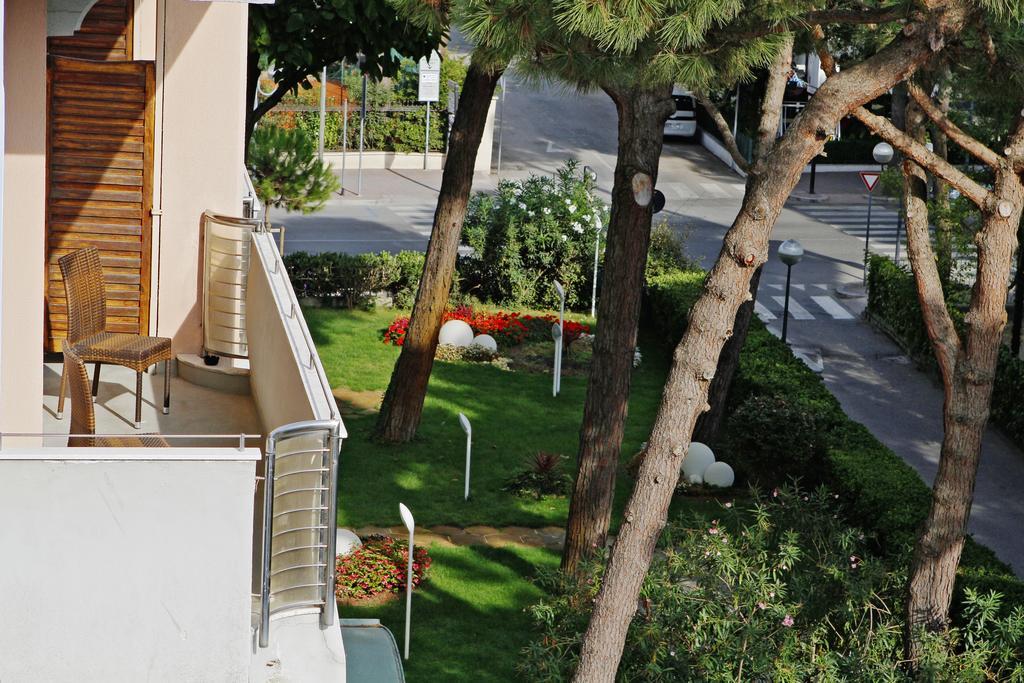 Hotel Michelangelo Мілано-Маріттіма Екстер'єр фото