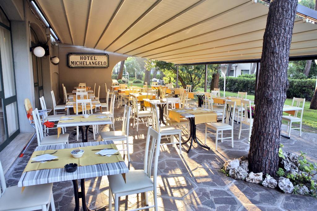 Hotel Michelangelo Мілано-Маріттіма Екстер'єр фото